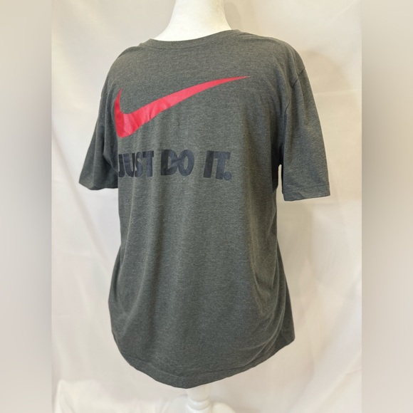 Nike “Just Do It” Tee - Grey & Red - Picture 4 of 6